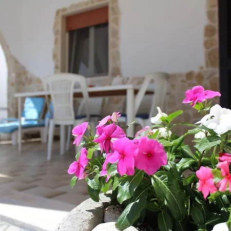 Solemare Bed and Breakfast *
